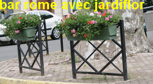 Barrière déco ville Rome avec jardinières en option